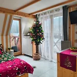 Lux W Domku Tylko Dwa Apartamentyz Jacuzzi Zewnetrznym Apartman