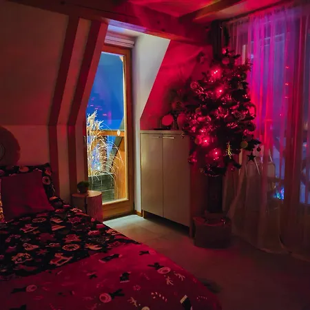 Lux W Domku Tylko Dwa Apartamentyz Jacuzzi Zewnetrznym דירה Groń